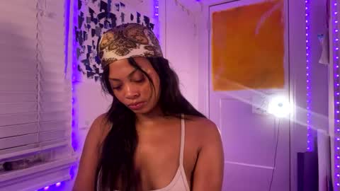 Snapshot of ariaatelier chatting on September 2025 07:10:01 AM Aria Atelier online show from September 2025 07:10:01 AM