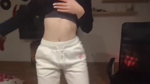 AriaCreazy online show from December 2024 12:15:02 AM