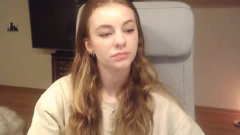 AriaCreazy online show from October 2025 09:25:02 PM