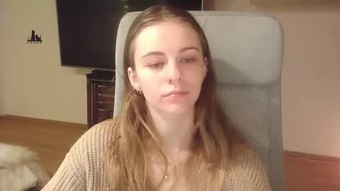 AriaCreazy online show from October 2025 08:20:01 PM