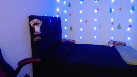 ...Ariana... online show from December 2024 05:00:01 PM