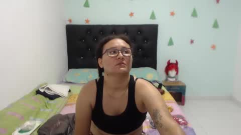 ...Ariana... online show from January 2025 03:58:01 PM