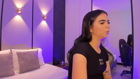 Snapshot of ariadna_boneville chatting on February 2026 02:44:01 AM A R I A D N A online show from February 2026 02:44:01 AM