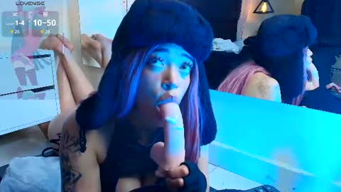 Snapshot of ariadnaaa_ chatting on June 2026 09:14:01 AM Ariadna online show from June 2026 09:14:01 AM