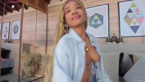 Snapshot of ariafoster chatting on February 2026 01:33:01 AM Aria Foster online show from February 2026 01:33:01 AM