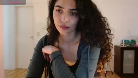 Snapshot of ariagal chatting on May 2026 03:52:02 PM ariagal online show from May 2026 03:52:02 PM