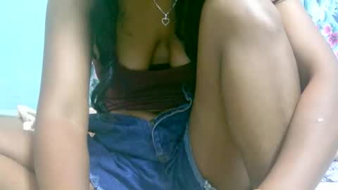 Snapshot of ariah13 chatting on December 2025 06:42:02 AM ariah13 online show from December 2025 06:42:02 AM