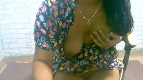 Snapshot of ariah13 chatting on April 2026 06:12:01 PM ariah13 online show from April 2026 06:12:01 PM