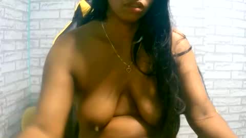 Snapshot of ariah13 chatting on May 2026 07:22:02 PM ariah13 online show from May 2026 07:22:02 PM