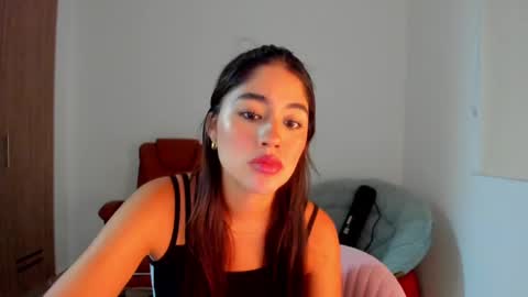 Snapshot of ariamontgomeryyy chatting on March 2025 06:16:01 AM Aria Montgomery online show from March 2025 06:16:01 AM