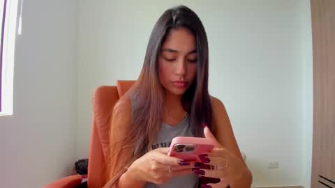 Aria Montgomery online show from October 2025 04:41:02 PM