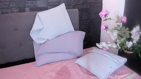      online show from March 2025 02:37:01 PM