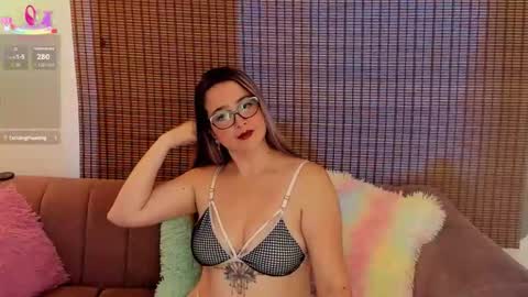 Snapshot of ariana_cross_ chatting on May 2026 12:54:02 PM Ariana Cruz online show from May 2026 12:54:02 PM