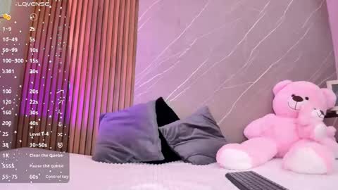 Snapshot of ariana_jhonson11 chatting on October 2025 12:49:02 PM Ariana online show from October 2025 12:49:02 PM