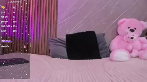 Ariana online show from December 2025 12:42:02 PM