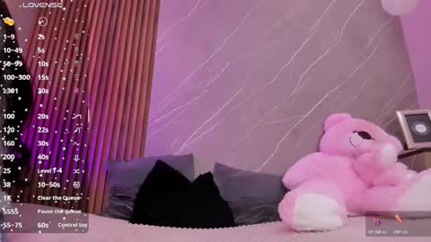 Ariana online show from December 2025 12:23:02 PM