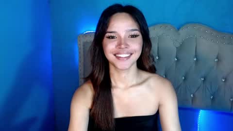 Snapshot of ariana_queen_hugecock69 chatting on May 2026 05:40:01 PM Arian online show from May 2026 05:40:01 PM