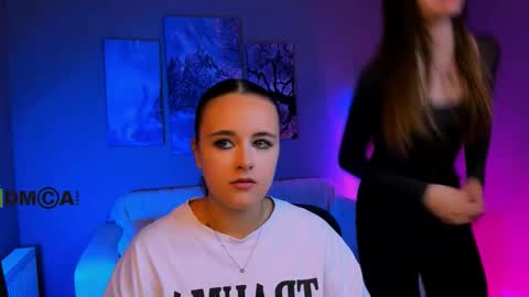 ariana_ross7 online show from September 2025 03:48:02 PM