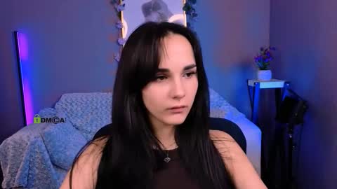 ariana_ross7 online show from October 2025 07:03:01 PM