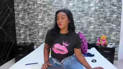 Ariana online show from February 2025 12:01:02 PM