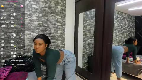 Ariana online show from October 2025 12:06:01 PM