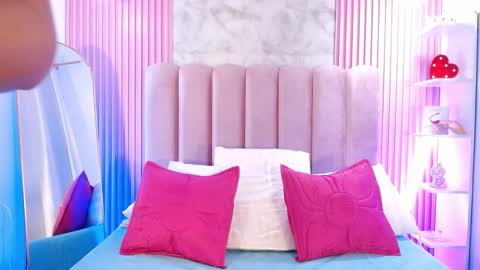 ArianaRougee online show from May 2026 11:29:02 AM