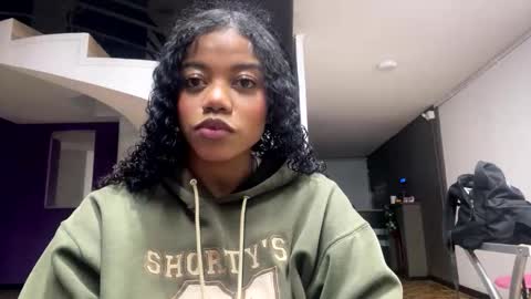 arianna_roxe_ online show from May 2026 04:42:01 AM