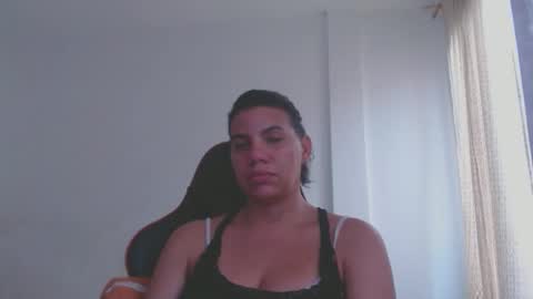 ariannaloovel online show from December 2024 09:17:01 PM