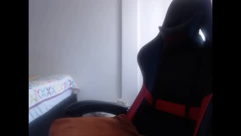 ariannaloovel online show from January 2025 06:56:02 PM