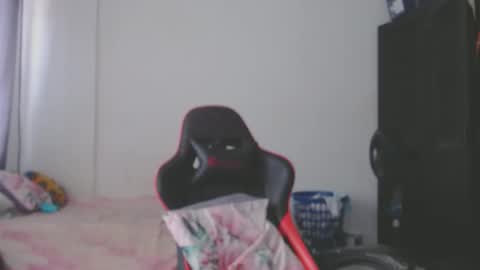 ariannaloovel online show from February 2026 06:03:02 PM