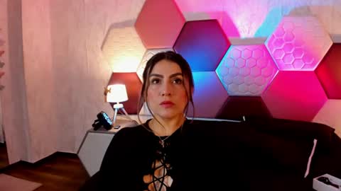 Snapshot of ariarous chatting on June 2026 12:18:02 PM aria online show from June 2026 12:18:02 PM