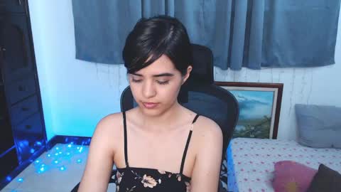 Snapshot of ariel_pinkdiamond chatting on June 2026 01:22:01 AM Ariel Pink Diamond online show from June 2026 01:22:01 AM