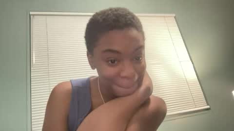 Snapshot of arielbliss69 chatting on June 2026 03:30:01 AM arielbliss69 online show from June 2026 03:30:01 AM