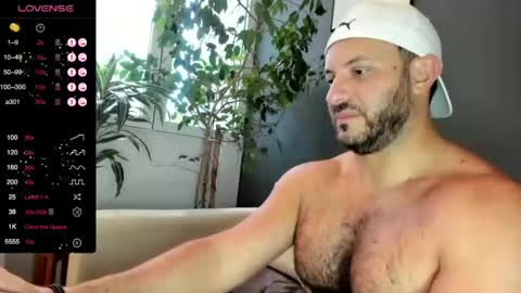 Ariel online show from January 2025 10:46:02 PM