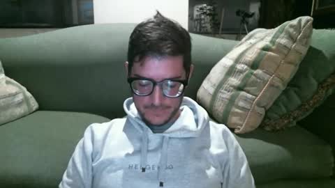 Snapshot of arielsinho chatting on June 2026 01:28:02 AM Anon online show from June 2026 01:28:02 AM