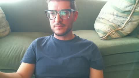 Snapshot of arielsinho chatting on June 2026 02:23:02 PM Anon online show from June 2026 02:23:02 PM