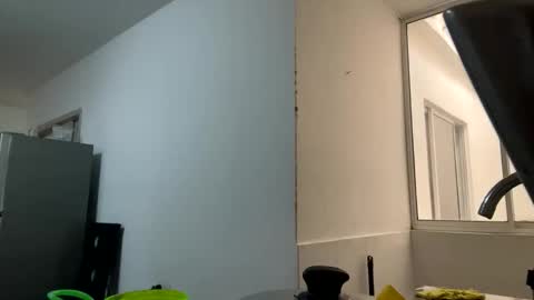 aries_plays online show from November 2025 02:57:02 PM