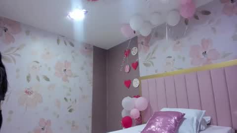 Snapshot of arietta_skinny chatting on March 2026 12:12:02 PM Arietta online show from March 2026 12:12:02 PM