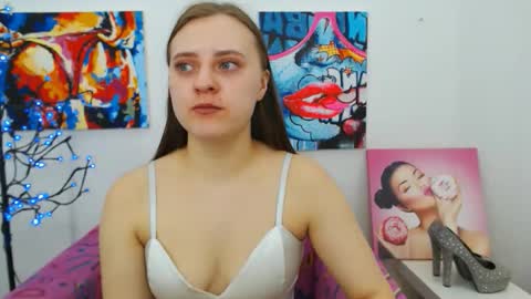 arinabelle online show from February 2026 12:42:02 AM