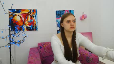 arinabelle online show from April 2026 12:49:02 AM