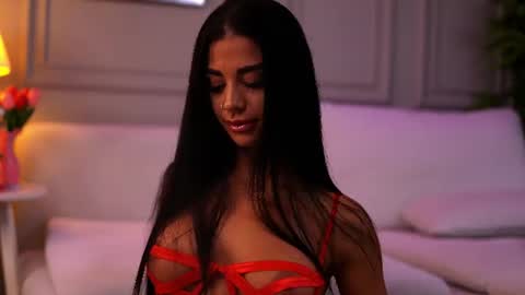 Snapshot of arinarhodes chatting on June 2026 07:05:02 PM Arina online show from June 2026 07:05:02 PM