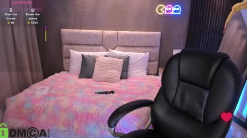 Ari  online show from April 2026 06:36:02 PM