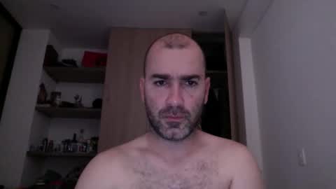 aristi11 online show from December 2025 10:28:02 PM