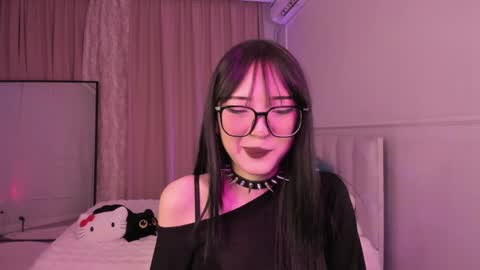 Snapshot of ariya_star chatting on April 2026 02:08:01 PM Ariya online show from April 2026 02:08:01 PM