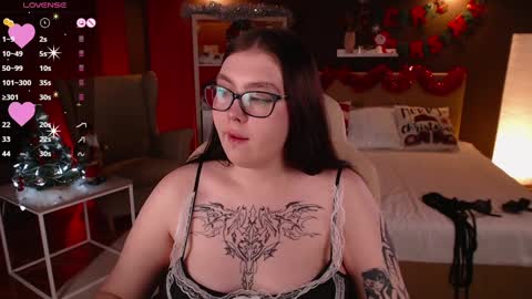 Astrid online show from December 2024 03:32:02 PM