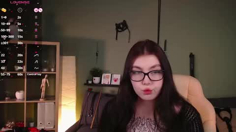 Astrid online show from March 2025 12:31:02 AM