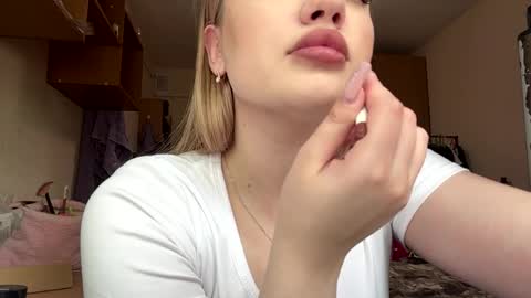 Kate online show from May 2026 05:46:01 AM