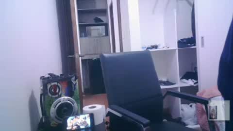 Snapshot of armaduradeacero chatting on June 2026 07:03:02 AM armaduradeacero online show from June 2026 07:03:02 AM