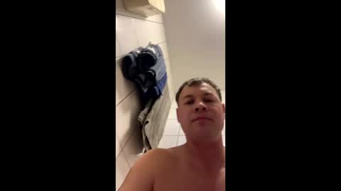 armyskater32 online show from October 2025 08:19:01 PM