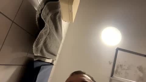 armyskater32 online show from November 2025 09:20:01 AM